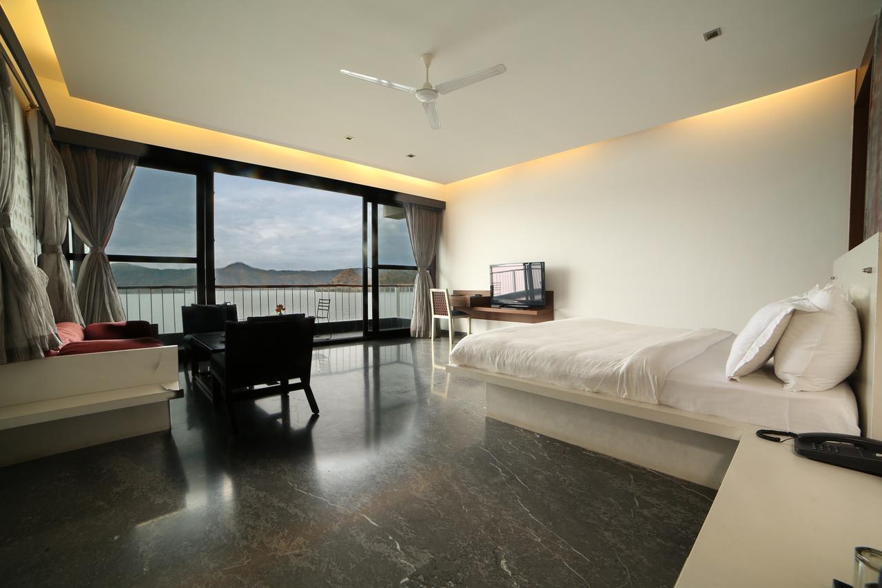 सहारा Jaisamand Island 4*